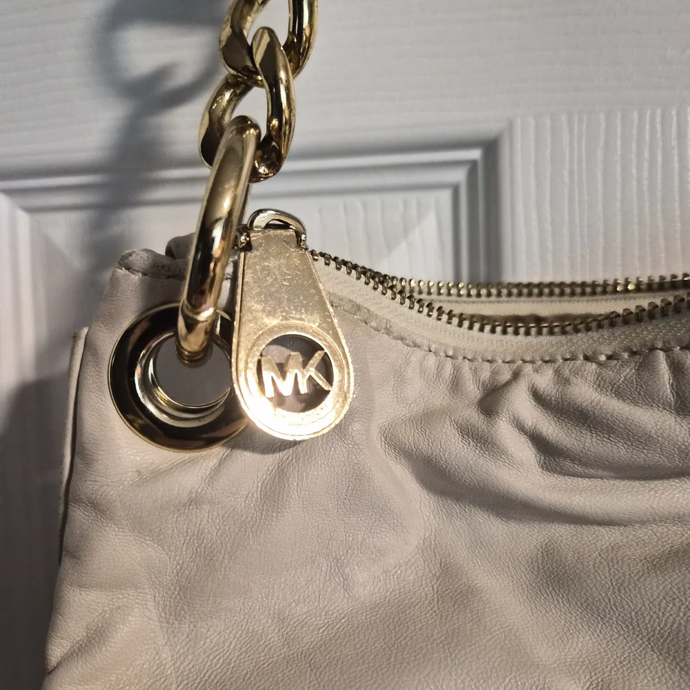 Michael Kors Bedford Medium Leather Shoulder‎ Bag - Vanilla/Cream